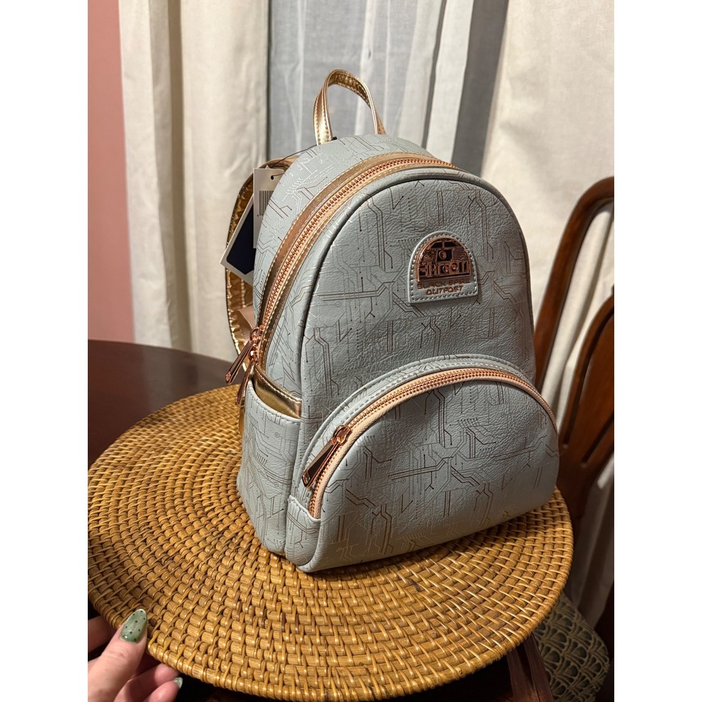 Star Wars Galaxys Edge Black Spire Outpost Mini Backpack Rose Gold Lounge Fly